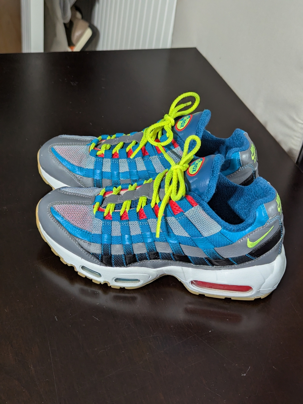 Nike Blue & Neon Yellow Lace-Up Sneakers